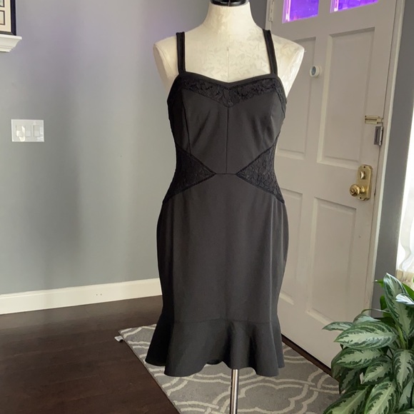 WHBM Flutter Hem Black Lace Insert Dress - Picture 3 of 8